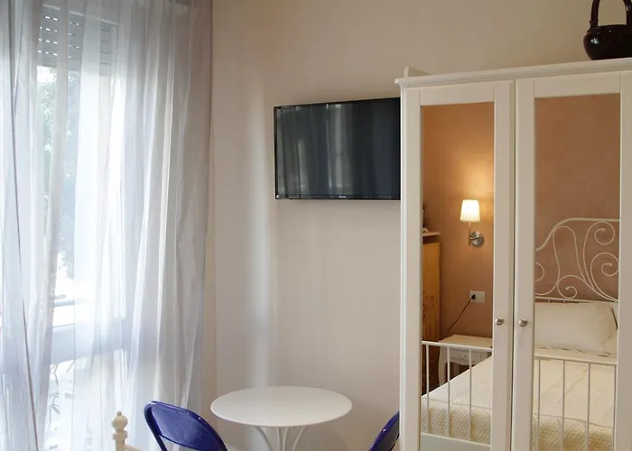 Private Bathroom Single Room