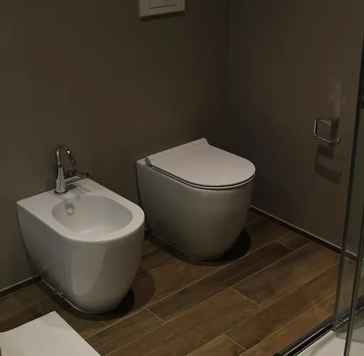 Private Bathroom King Room